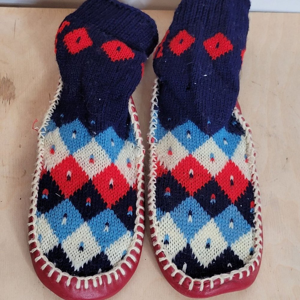 Vintage Muk Luks 1950s 60s Retro Wool Multicolor Leather Bottom Pull On